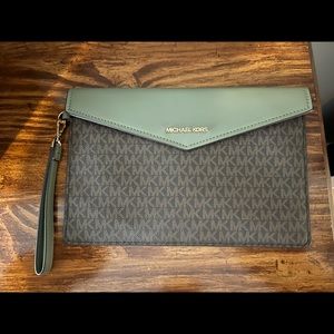 MK wristlet
